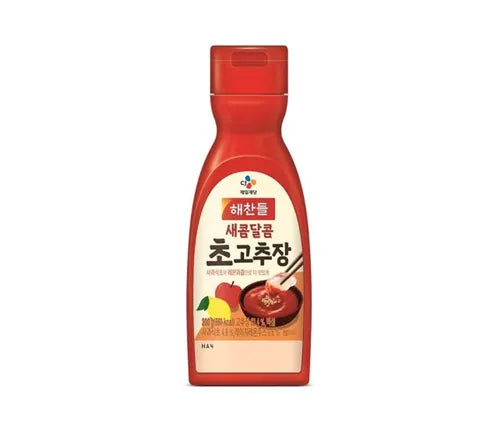 CJ Haechandle Hot Pepper Paste with Vinegar BBD/THT 13-02-2024 (300 gr)